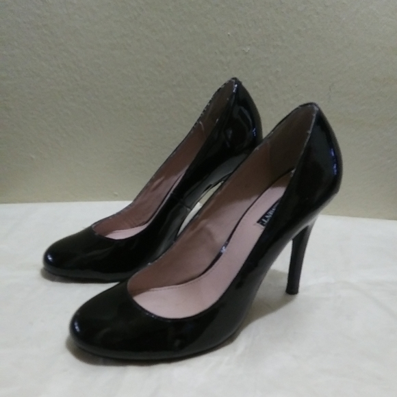 Shoemint "Rozemary" Heels - Picture 11 of 16